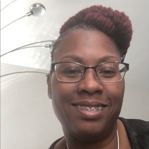 Meet your Posher, Kimberly